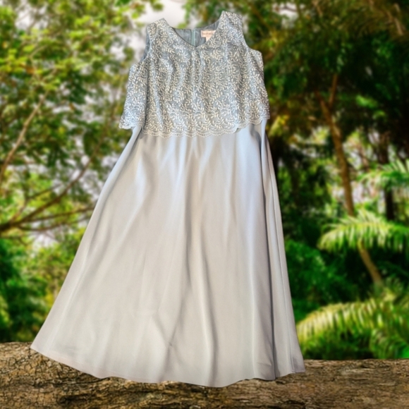 Bridal mother icy blue flowy modest gown with lace overlay top sz XL - Picture 1 of 8